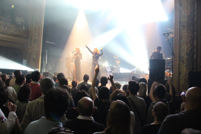 Les Brigitte se sont produit à Montargis (Loiret), ville de 15.000 habitants, avant de lancer leur tournée estivale.